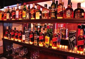 bar